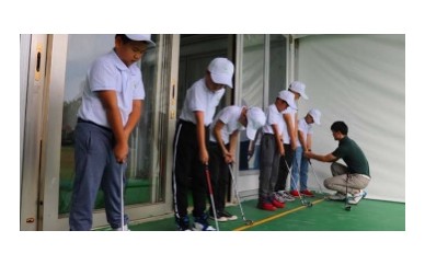 深圳罗湖青少年高尔夫培训课程 青少年高尔夫培训中心